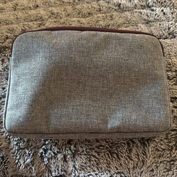 Herschel - Picture 2 of 4